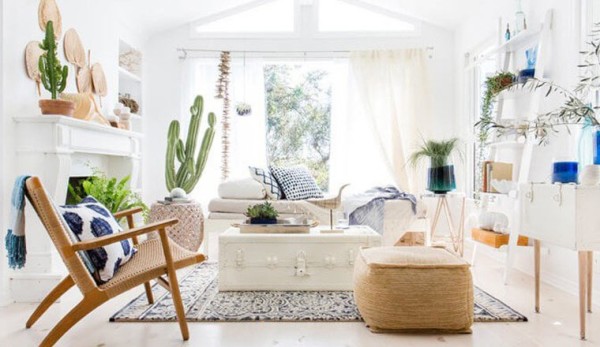 phong khach sang sua voi do noi that mau trang cay canh va ghe may